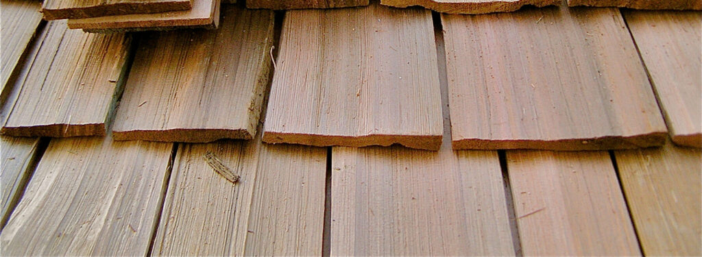 cedar shake roof benefits