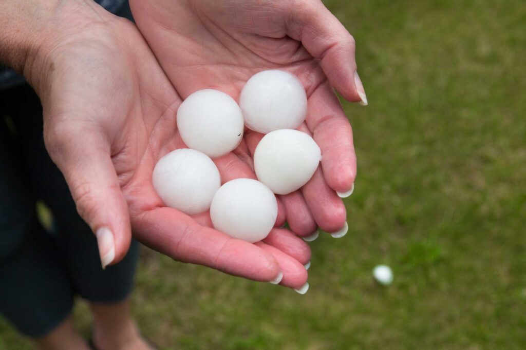 roof storm damage, roof hail damage, Minneapolis